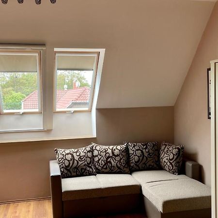 Gyula Vár Prémium Apartman Esterno foto