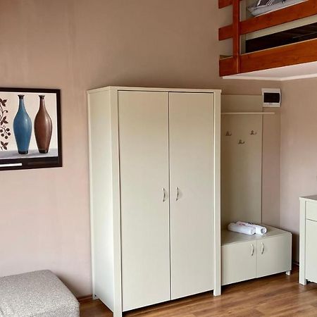 Gyula Vár Prémium Apartman Esterno foto