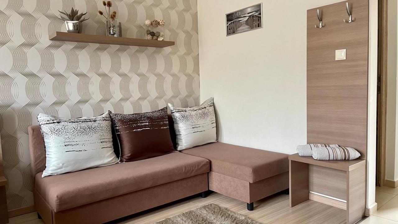 Gyula Vár Prémium Apartman Esterno foto