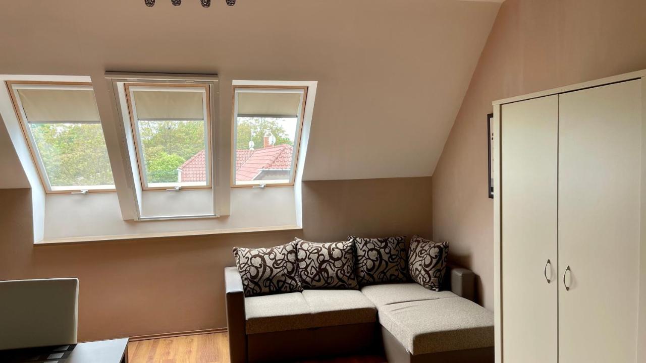 Gyula Vár Prémium Apartman Esterno foto