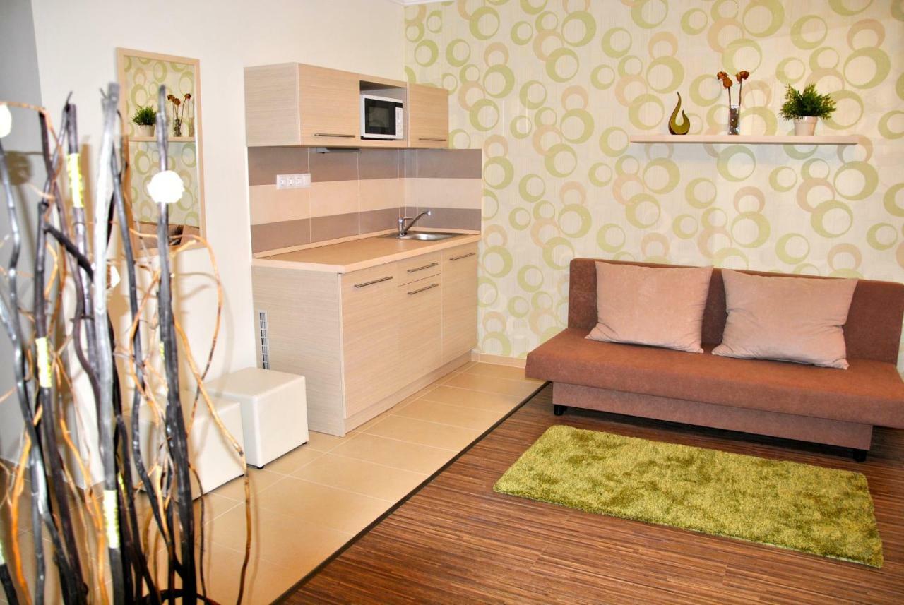 Gyula Vár Prémium Apartman Esterno foto