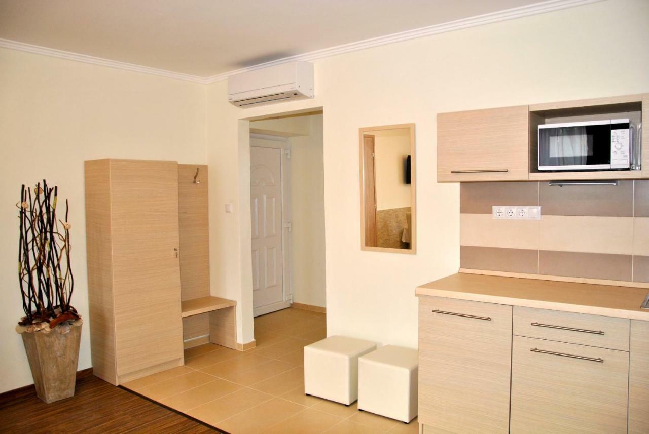 Gyula Vár Prémium Apartman Esterno foto